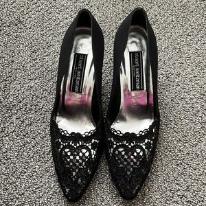 Vintage Stuart Weitzman silk pump